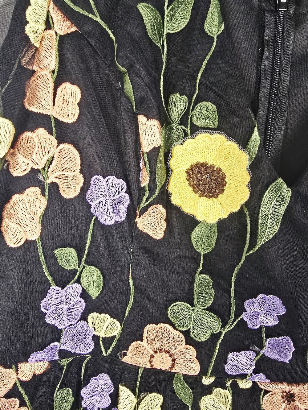Lulus NWOT Sheer Black 3D VIBRANT Floral Fantasy Embroidered MIDI Dress. XL - Picture 4 of 16